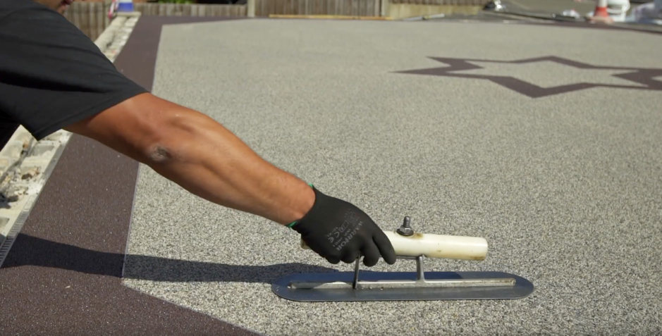 Resin bound driveway trowel
